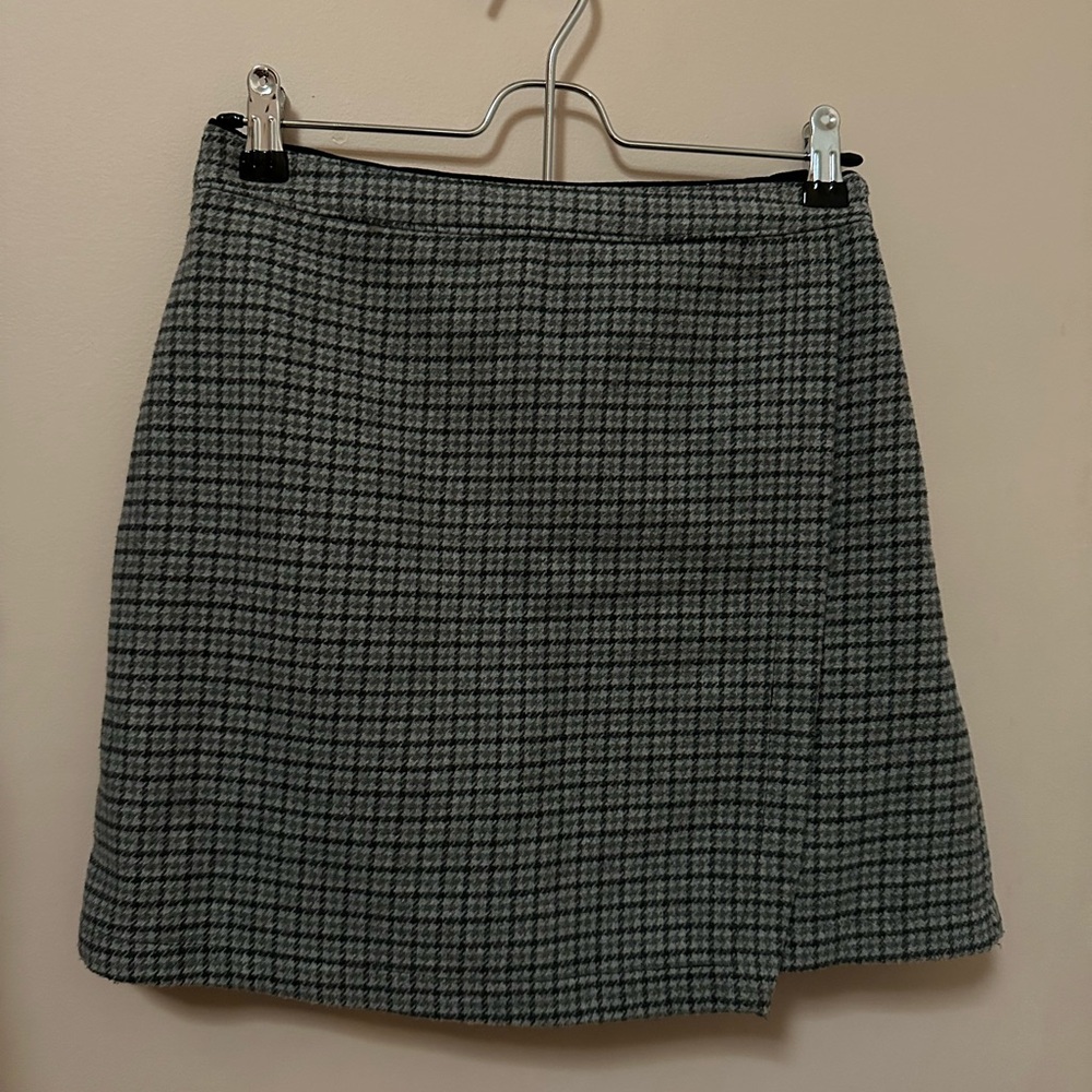 Abercrombie gray plaid wool wrap skirt